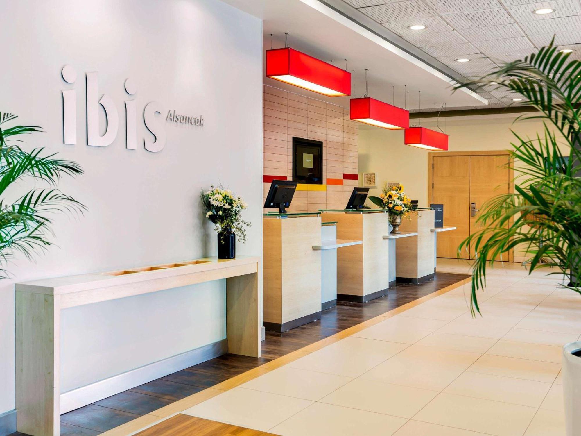 Ibis Izmir Alsancak Hotell Eksteriør bilde
