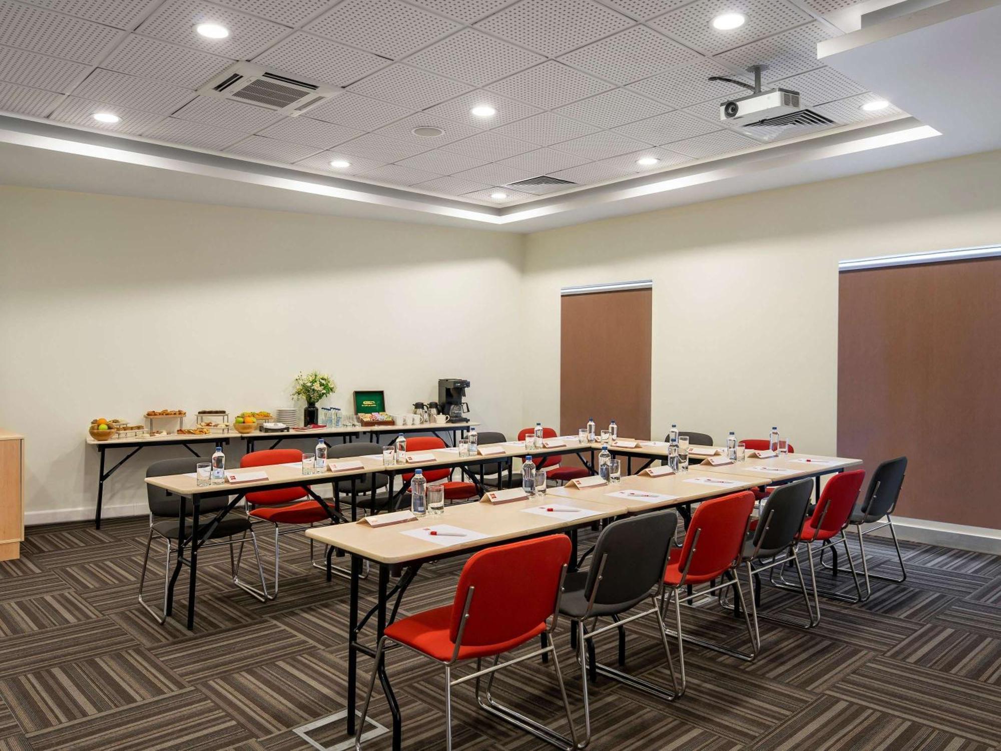 Ibis Izmir Alsancak Hotell Eksteriør bilde