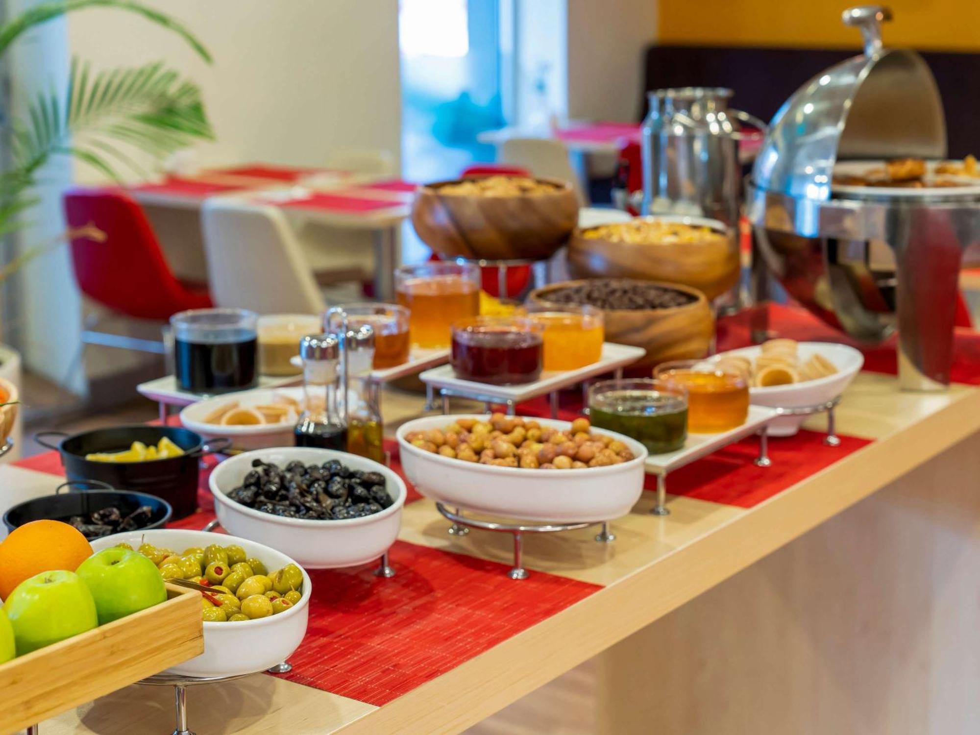 Ibis Izmir Alsancak Hotell Eksteriør bilde